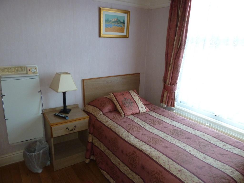 Villa Venezia Birkenhead Habitación foto