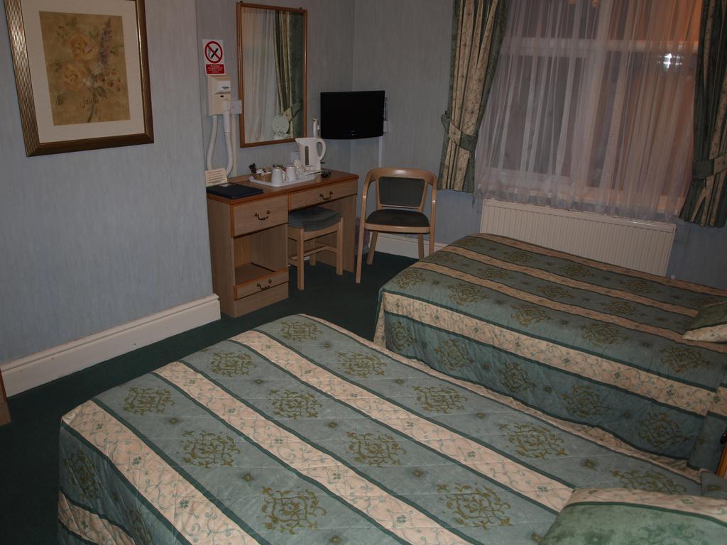 Villa Venezia Birkenhead Habitación foto